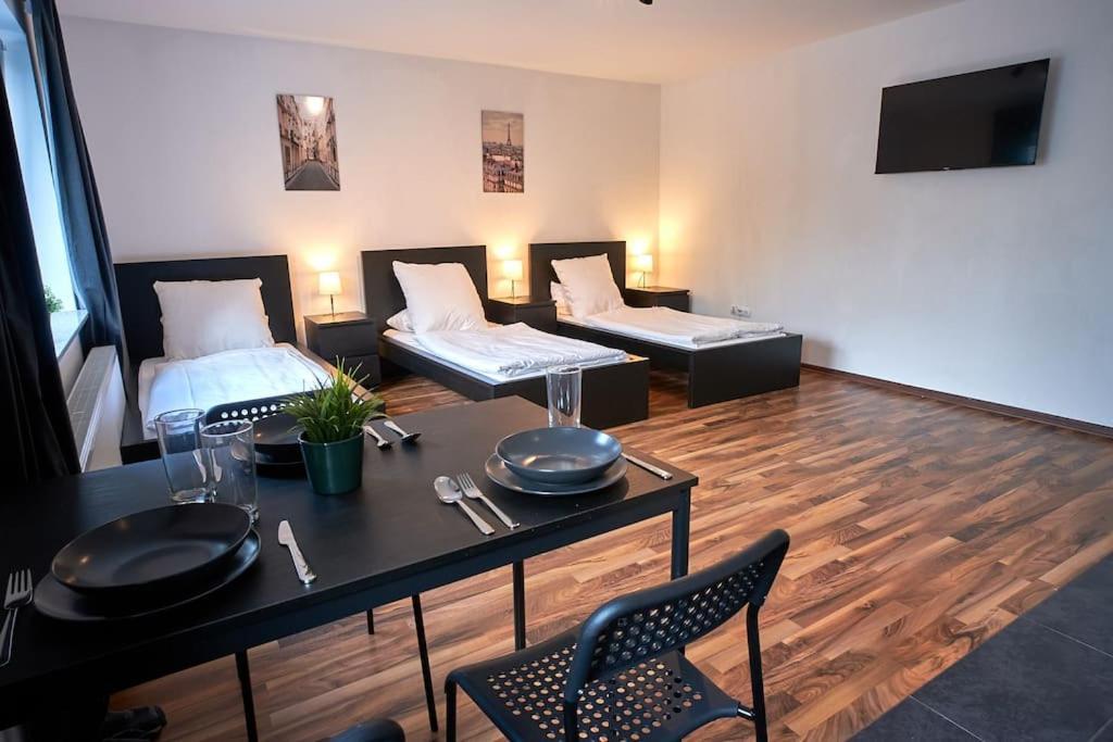 Mivano-Apartments *Netflix *Zentral *Wifi Celle Exterior photo